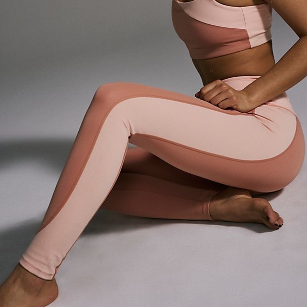 NWOT Free People Strength And Lengthen Leggings